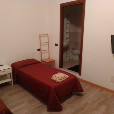 Al Terminal Hotel Somma Lombardo Luaran gambar
